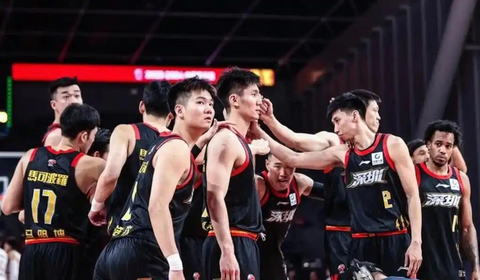 广东更衣室动荡引连锁反应 北京补强深圳崛起改