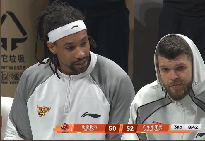 广东队G1惨败北京，三分球短板与双塔战术缺失成